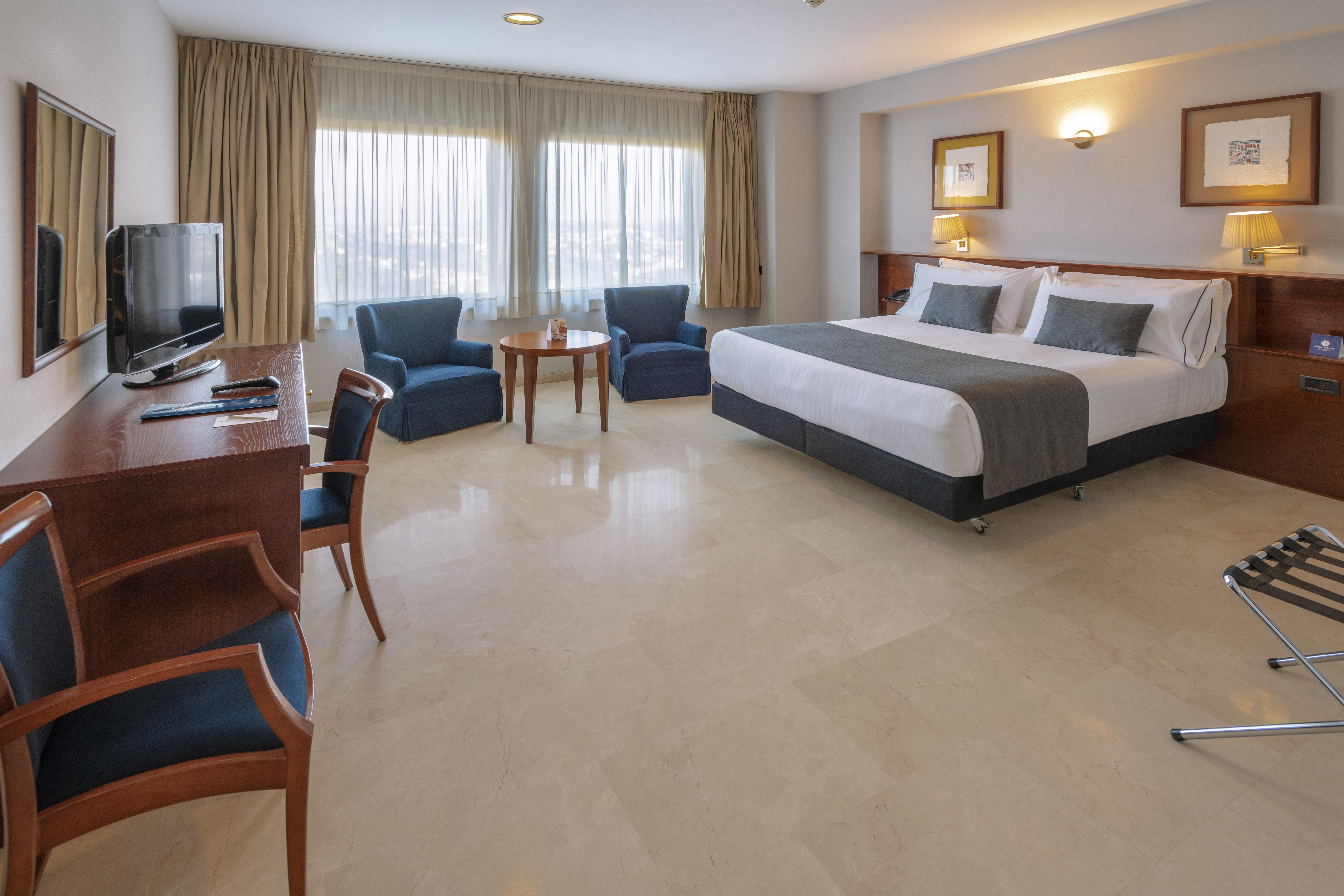 Gran Hotel Rey Don Jaime Castelldefels Bagian luar foto