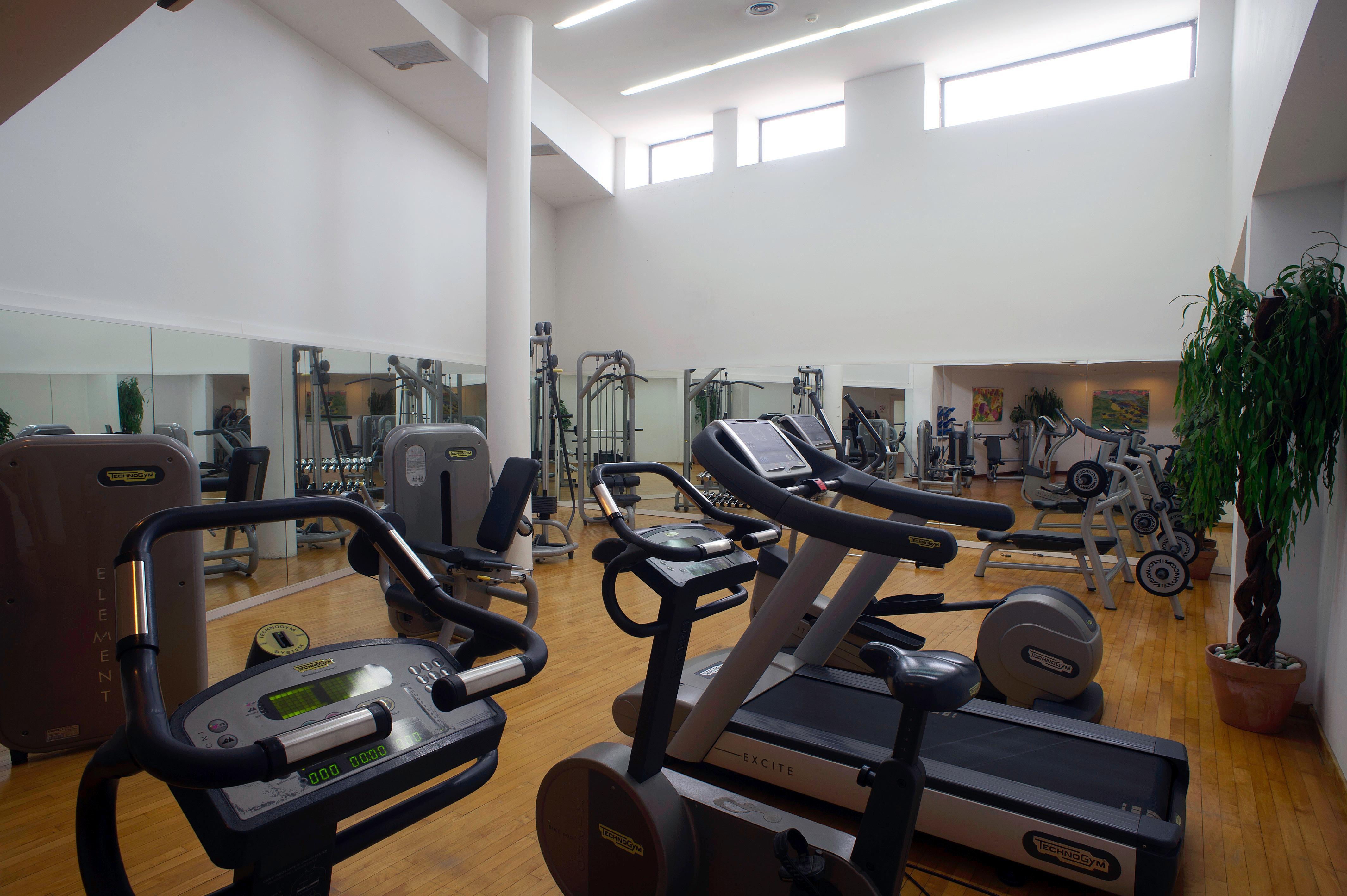 Gran Hotel Rey Don Jaime Castelldefels Bagian luar foto