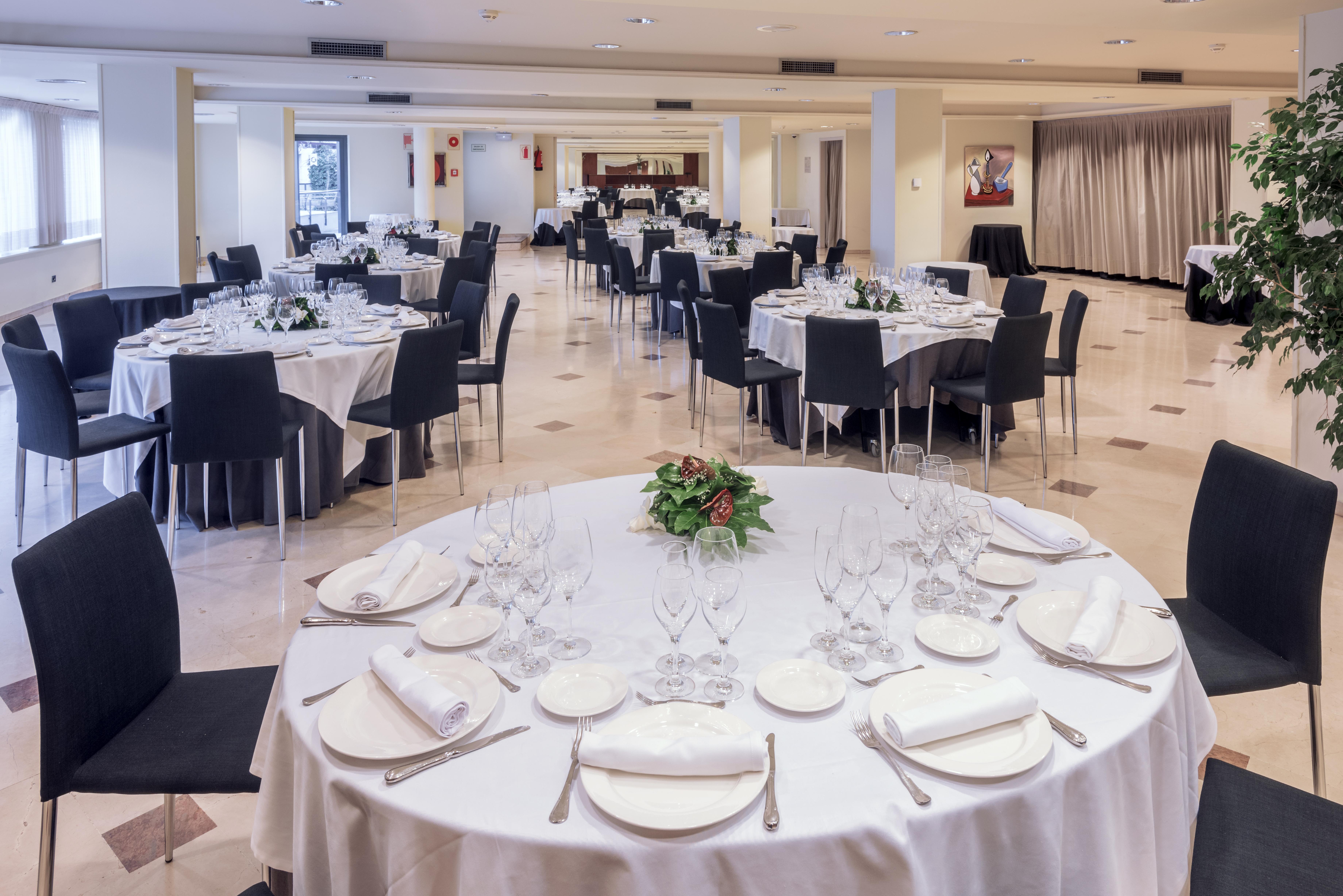 Gran Hotel Rey Don Jaime Castelldefels Bagian luar foto