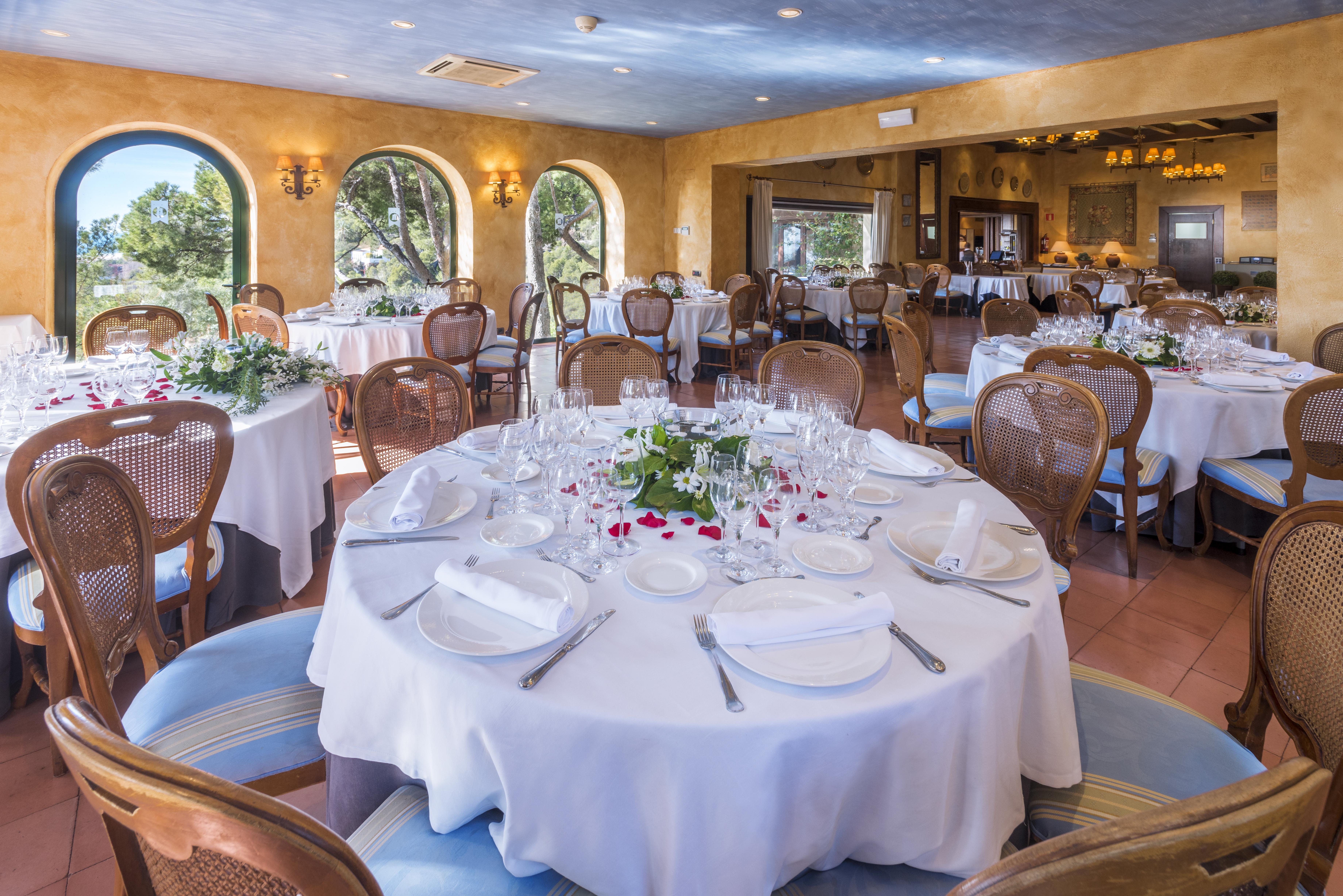 Gran Hotel Rey Don Jaime Castelldefels Bagian luar foto