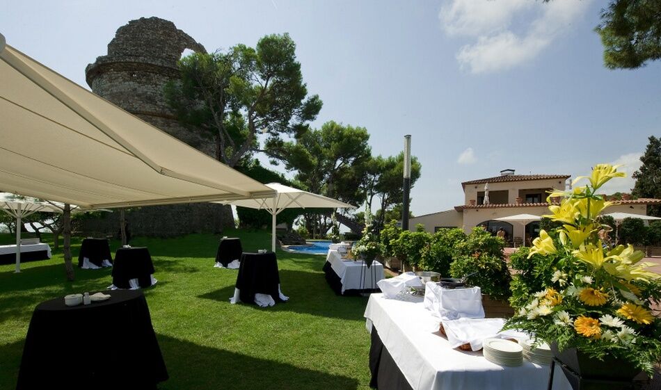 Gran Hotel Rey Don Jaime Castelldefels Bagian luar foto